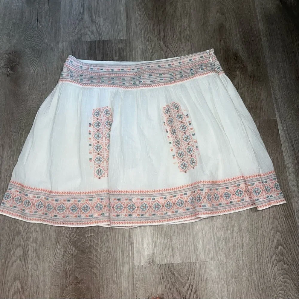Joie White Embroidered Skirt
